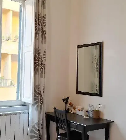 Train Stop Guest house Pisa