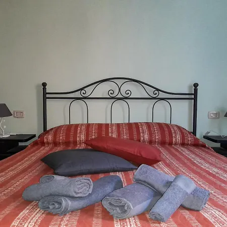 Train Stop Guest house Pisa