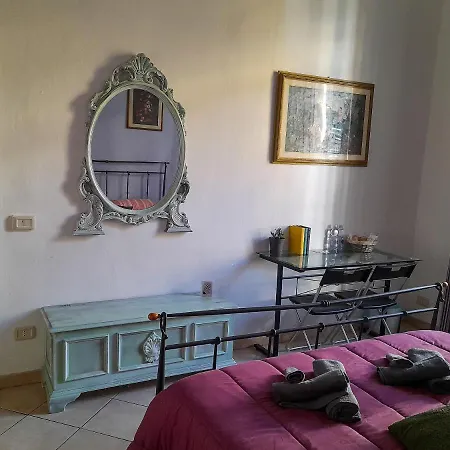 Train Stop Affittacamere *