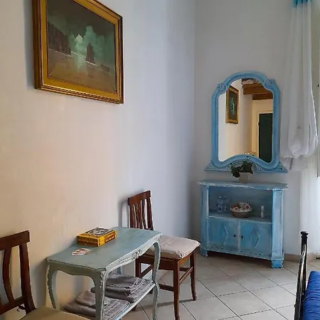 Train Stop Guest house