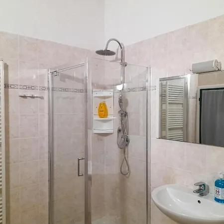 Pensjonat Train Stop Piza